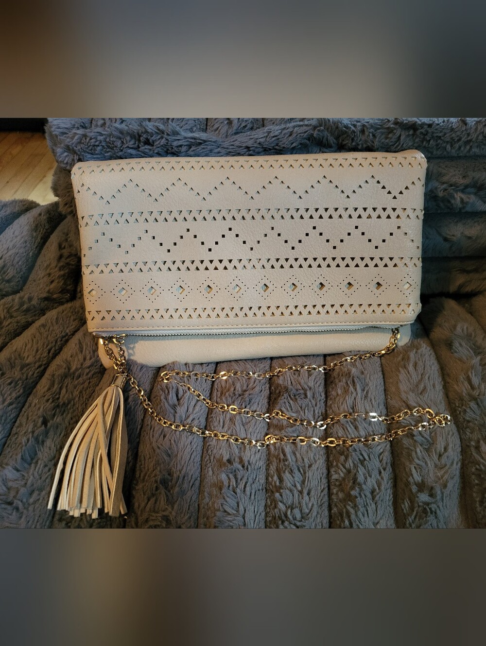 Elegant Cream Laser-Cut Chain Tassel Shoulder Bag